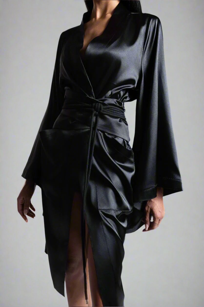 KIMONO ONYX ROBE